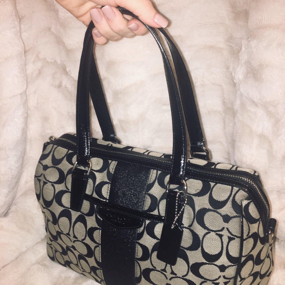 Coach Purse - Picture 5 of 7